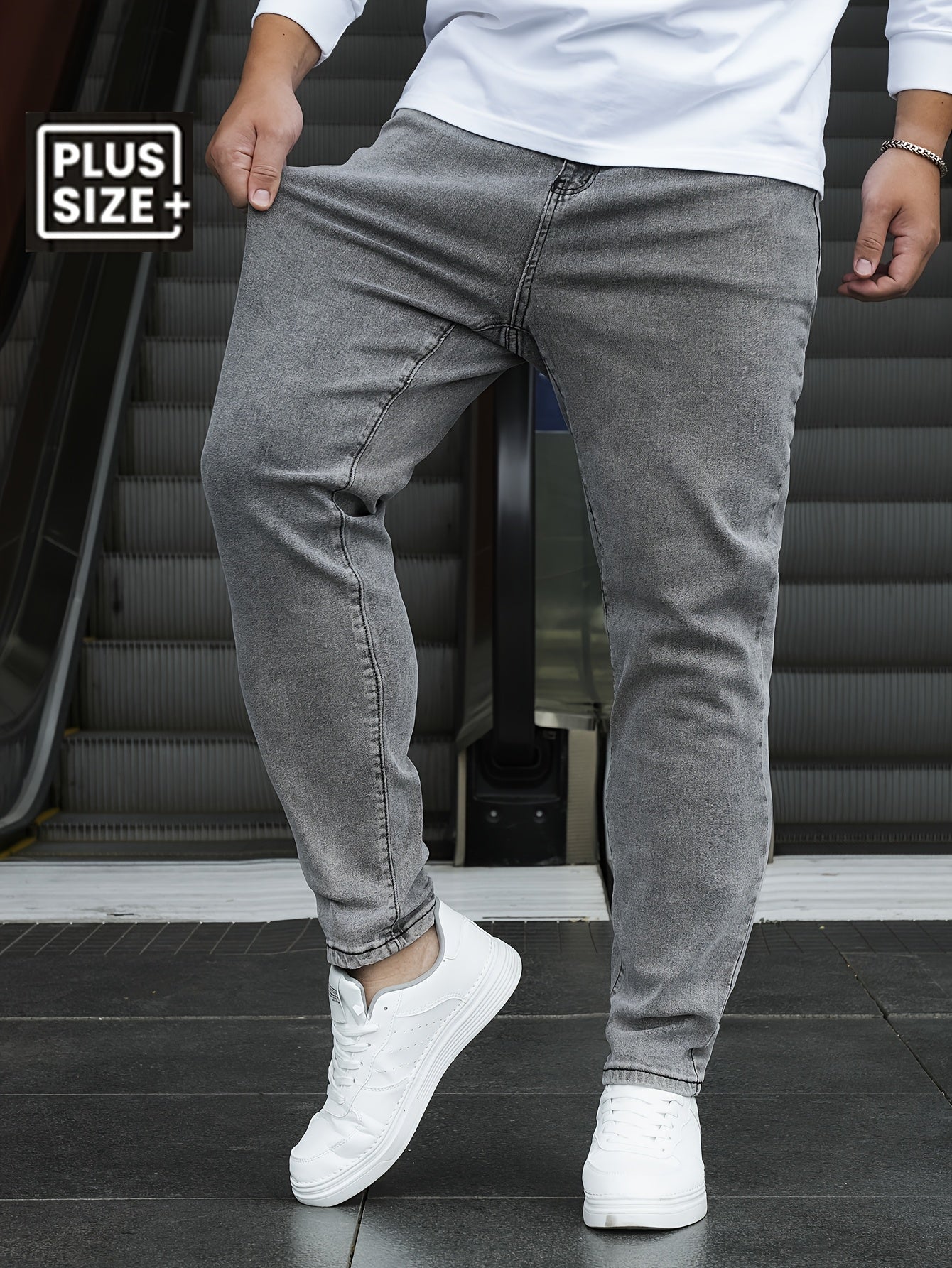 Plus Size Loose Fit Jeans